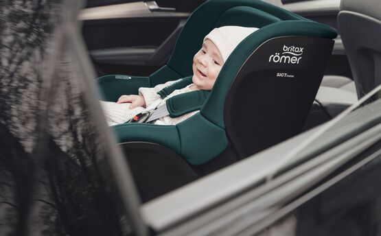 Britax Romer Dualfix Pro M I-Size 360° i-SIZE Περιστρεφόμενο Κάθισμα  Αυτοκινήτου 61-105 cm Midnight Grey