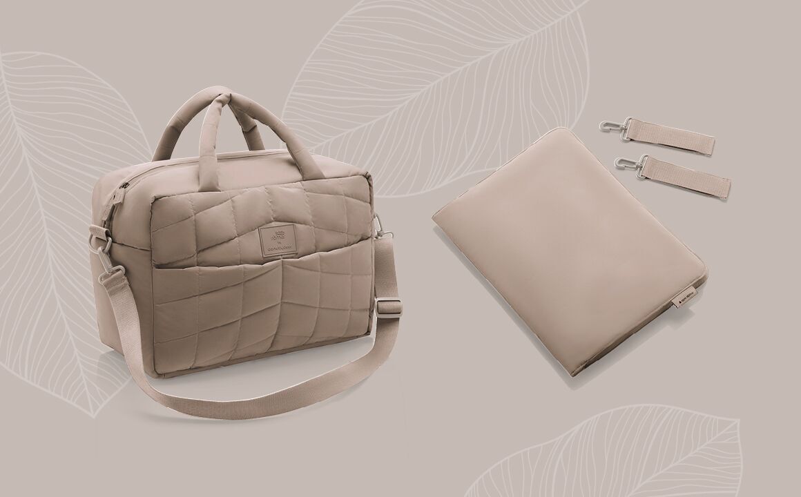 Quilted changing bag by Done by Deer | Britax Römer